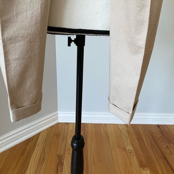 White House Black Market Pants in neutral color size 4 tabbed pockets - Picture 5 of 14